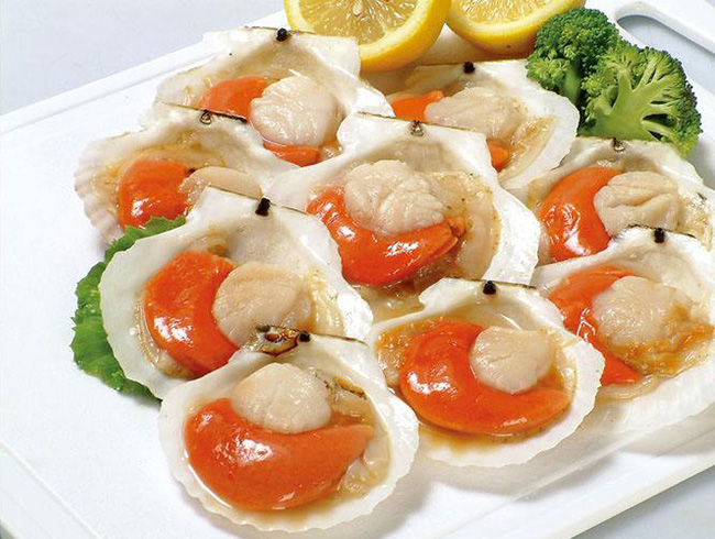 Scallop in half shell